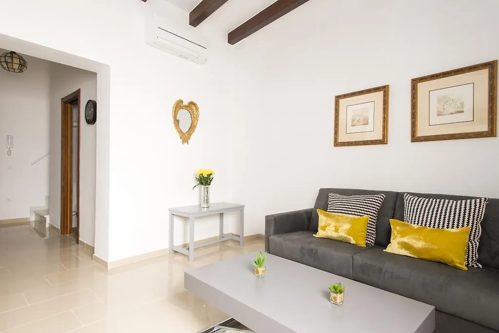 Apartamentos Plaza Nueva Siviglia Spagna